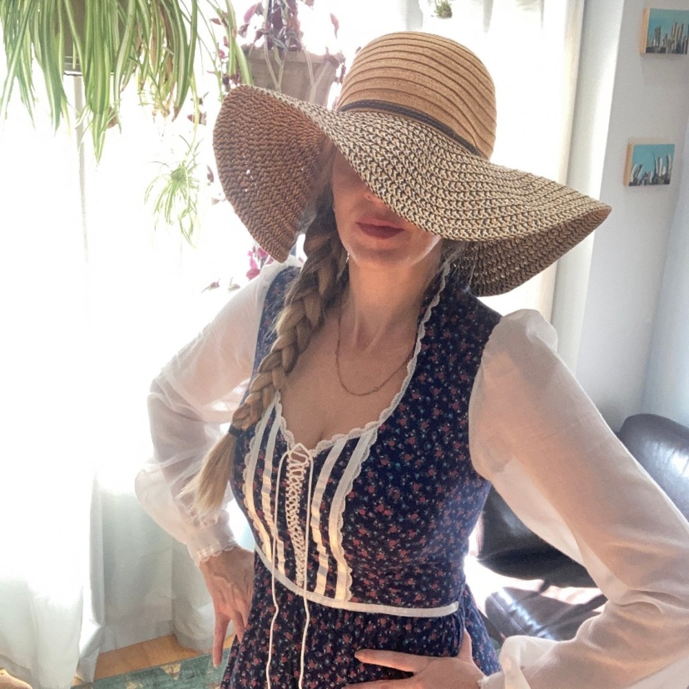 TRADE ONLY Floral calico Gunne Sax 💙